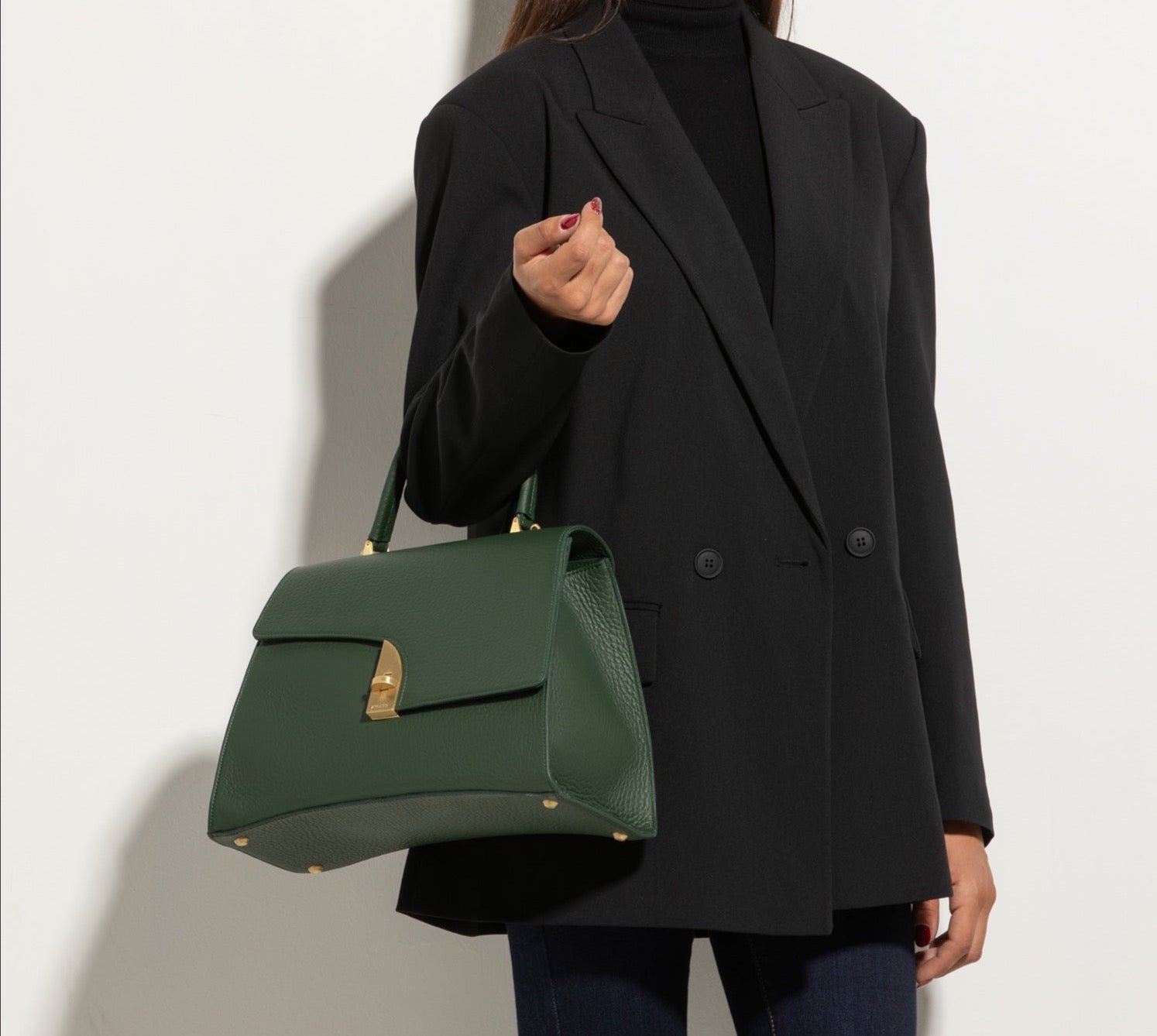 Best Designer Handbags for Women: 8 Luxury Bags
