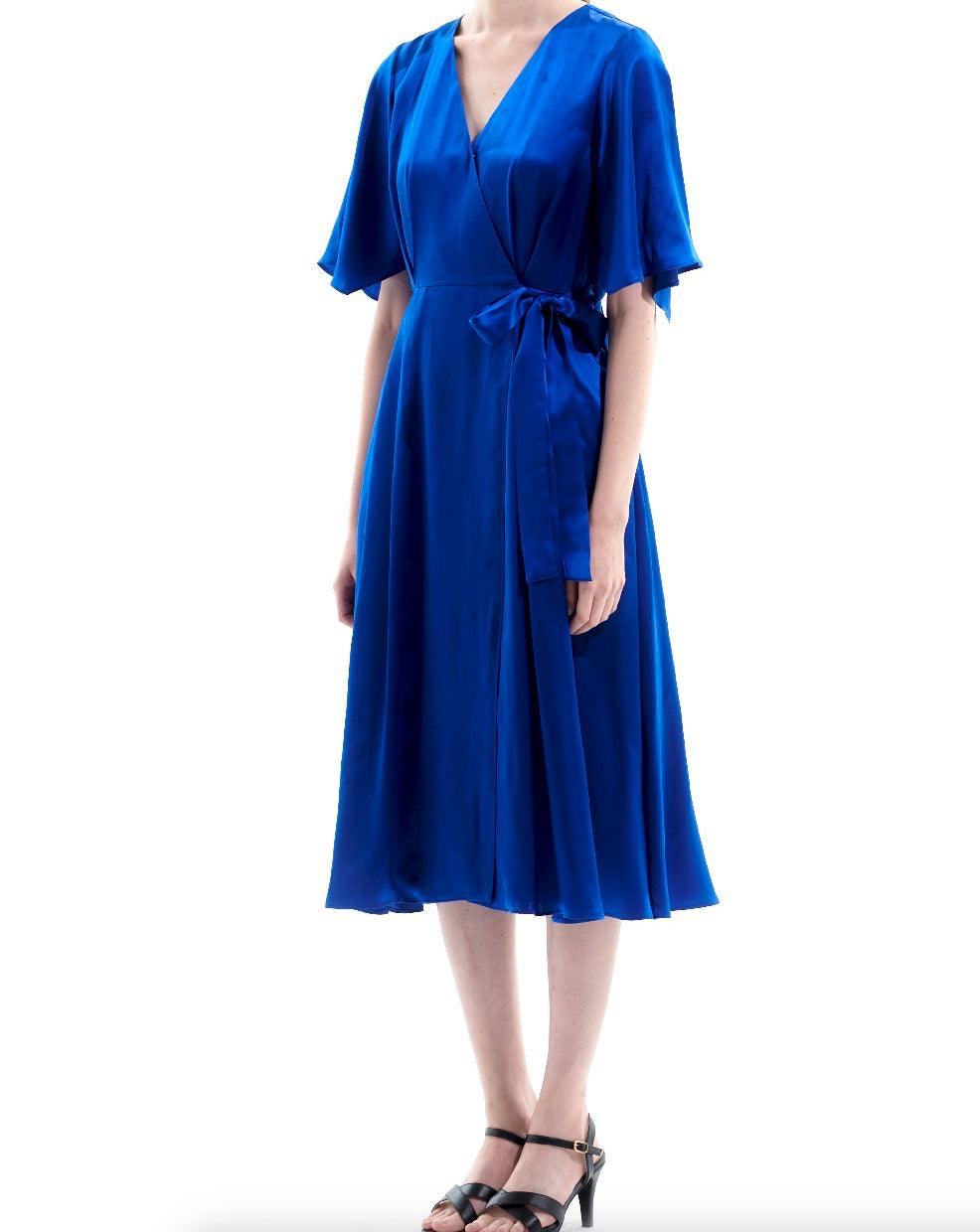 Women’s royal blue silk wrap dress with V-neckline and defined waist – classic professional midi dress