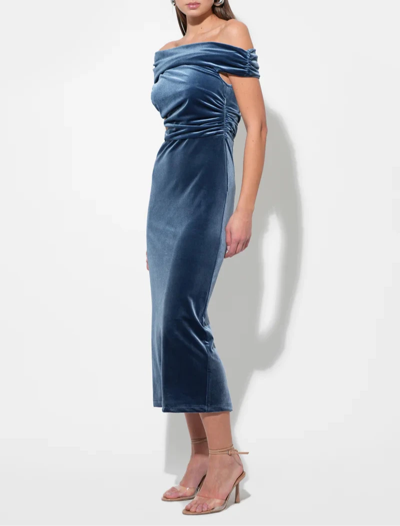Women’s Icy Blue Off-Shoulder Velvet Midi Dress – Elegant Wedding Guest Cocktail Dress