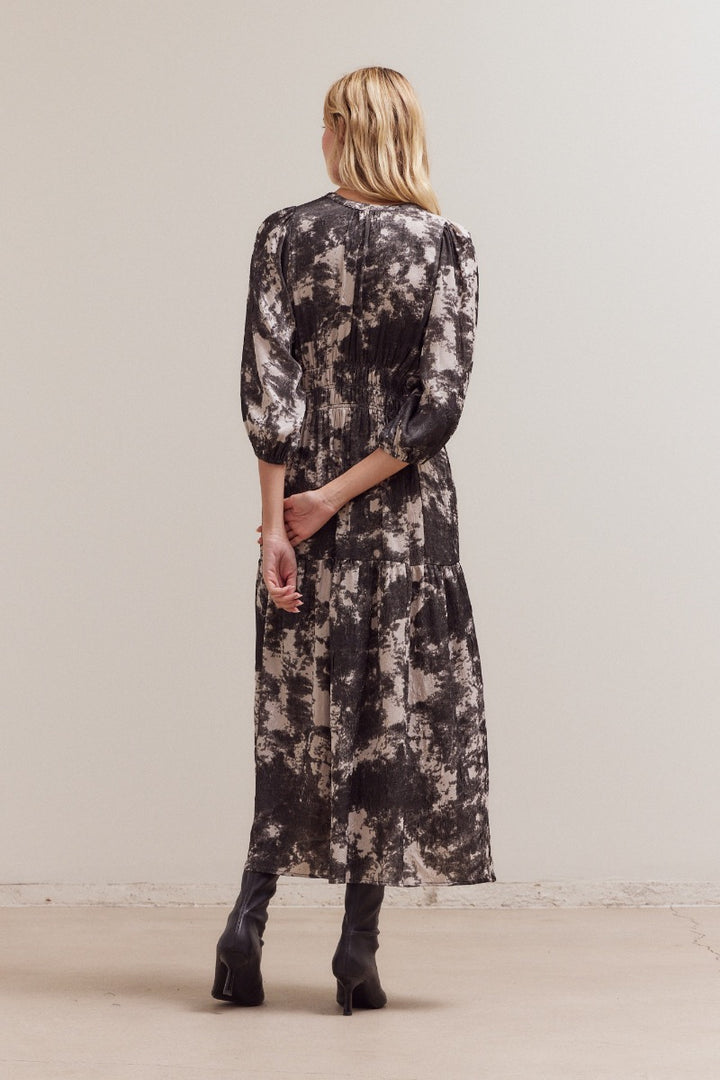 Crinkled Polyester Midi Dress - 3/4 Sleeves, Pockets & Ruched Waist