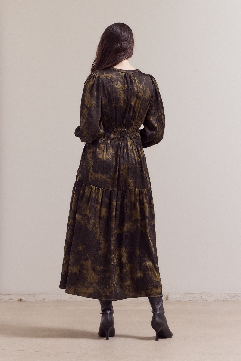 Crinkled Polyester Midi Dress - 3/4 Sleeves, Pockets & Ruched Waist