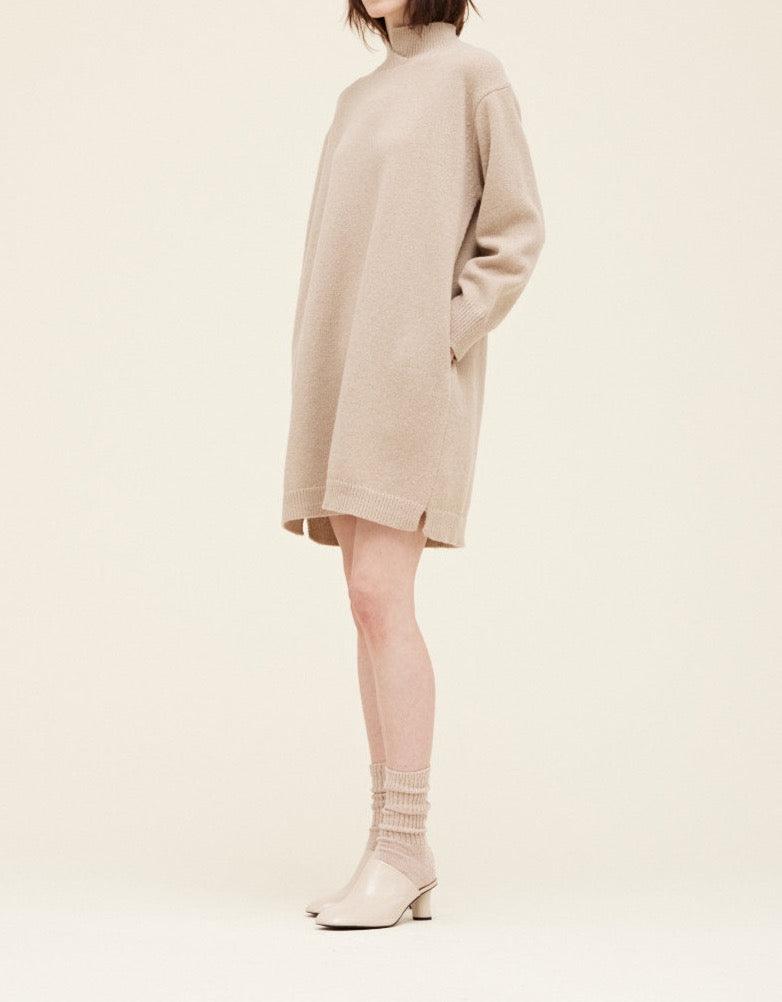 Ecru Neck Detail Sweater Dress_BTK COLLECTION