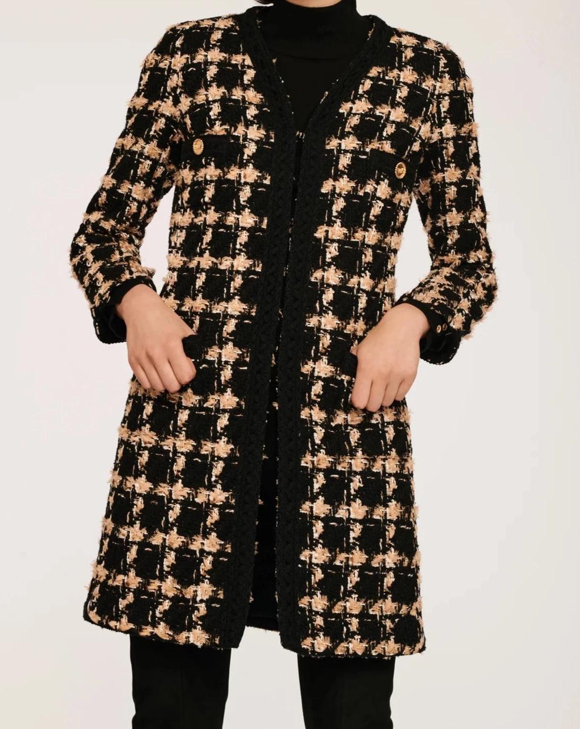 Parisian long tweed jacket with classic check pattern
